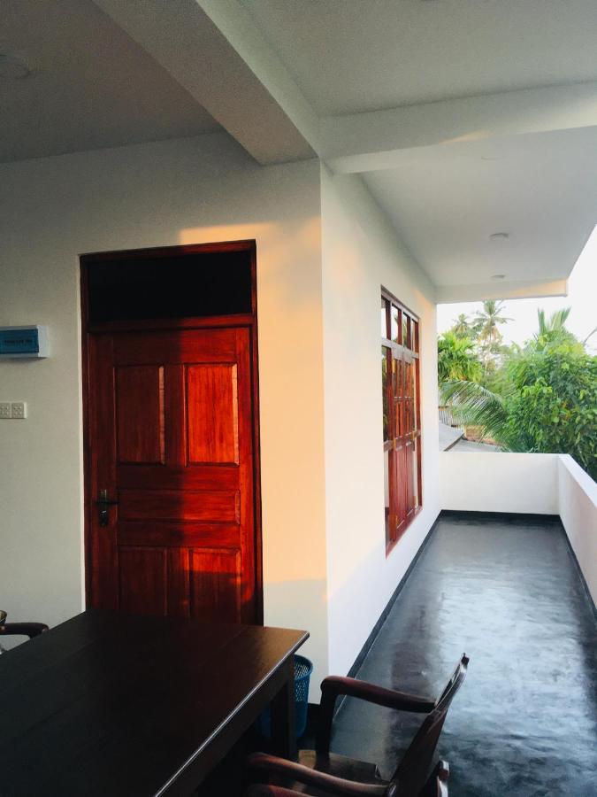 Splendid Lodge Mirissa Extérieur photo